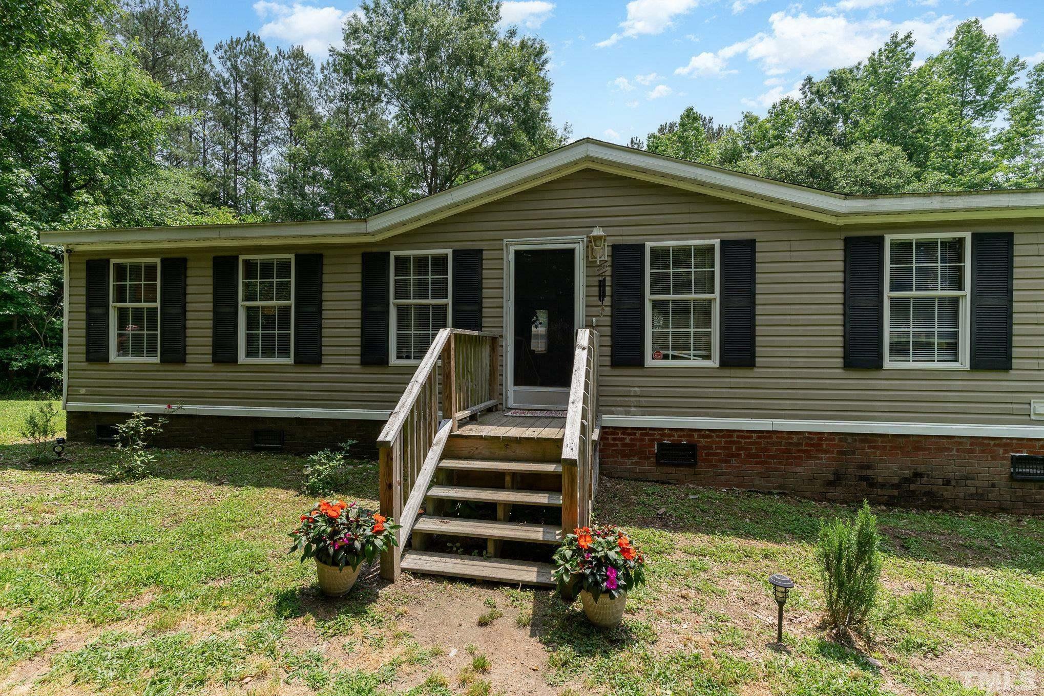 Property Photo: 285 Bridgewater Drive NC 27549