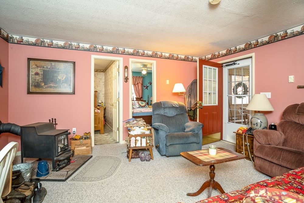 Property Photo: 701 Griffith Dr VA 24422