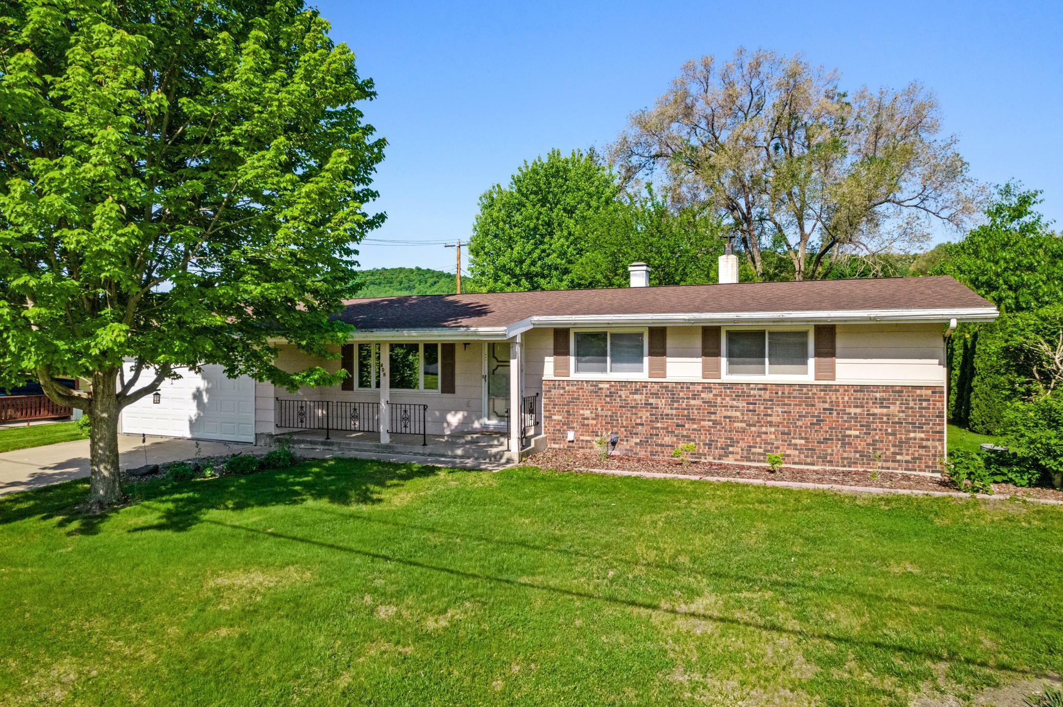 Property Photo:  409 Park Street  MN 55947 