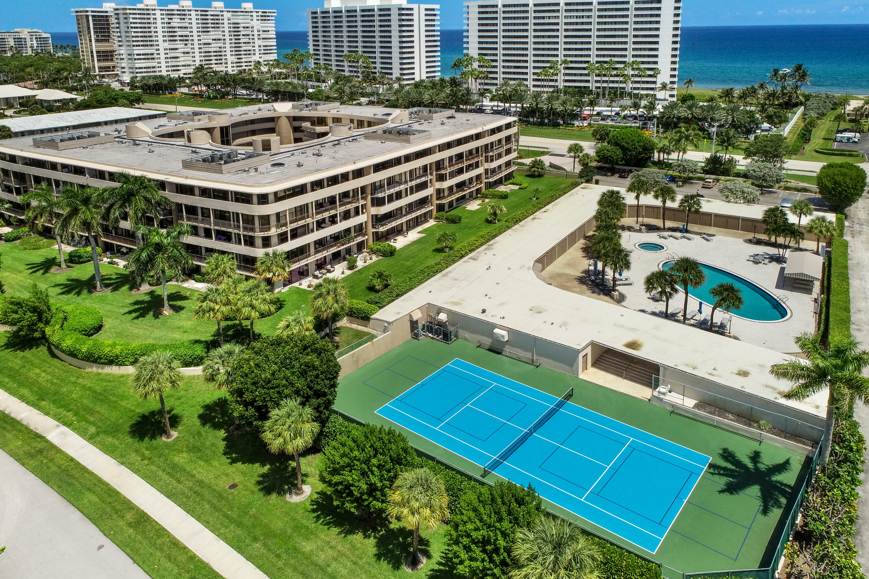 Property Photo:  1401 S Ocean Boulevard 501  FL 33432 