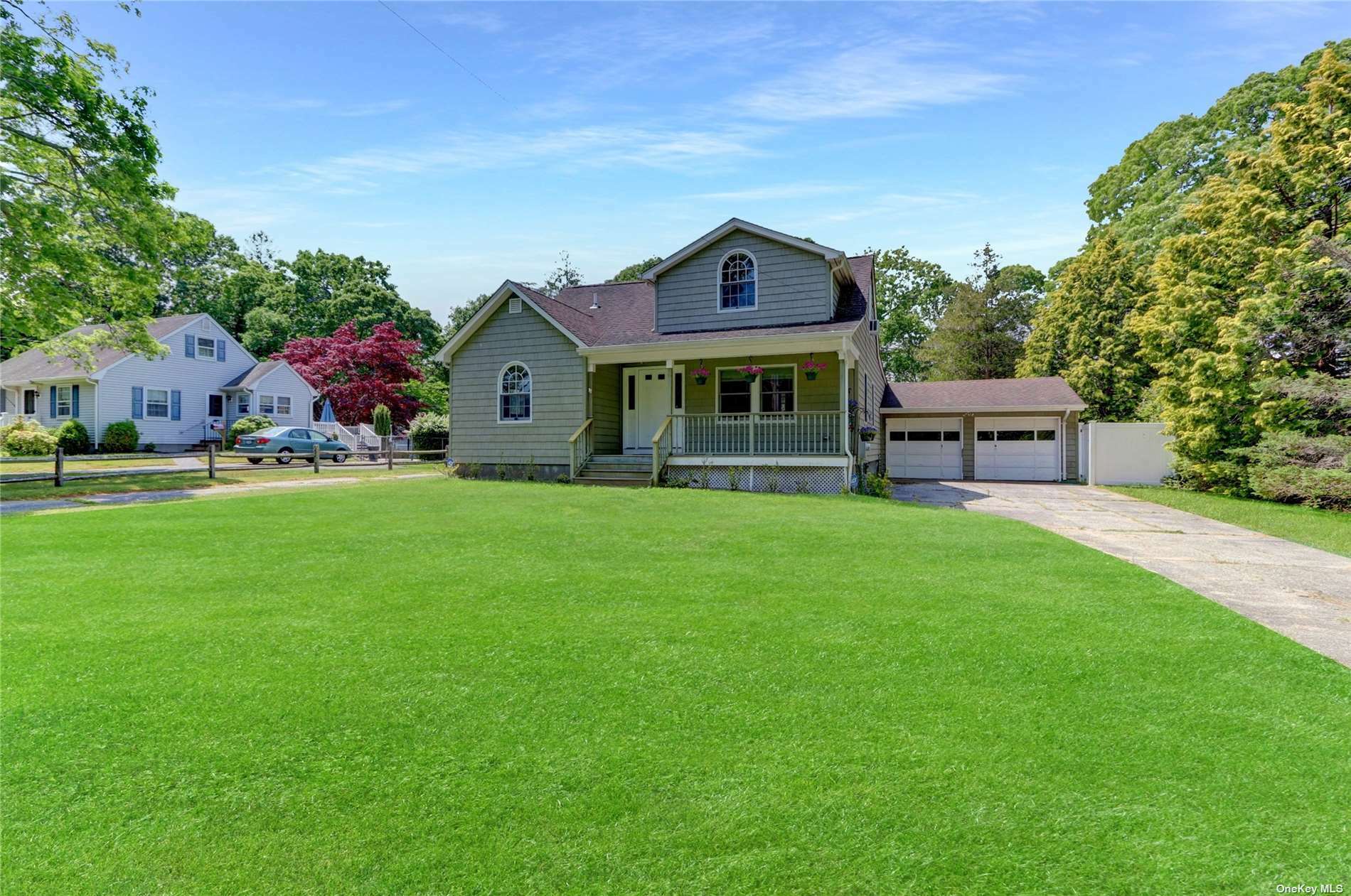 Property Photo: 10 Inwood Road NY 11934