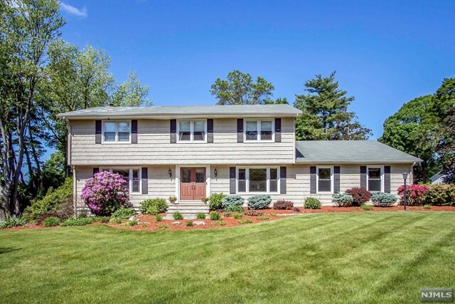 Property Photo: 63 Mountainview Terrace NJ 07642
