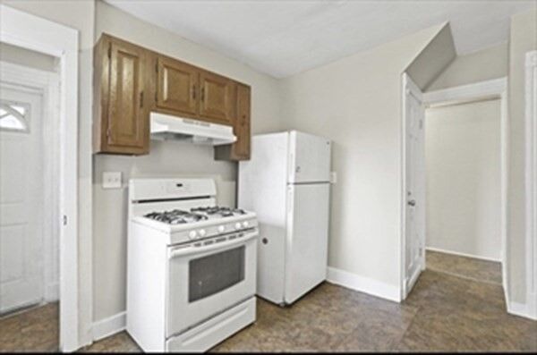 Property Photo: 203 Marion St 2 MA 01109