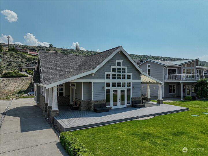 Home for sale in Orondo 280 Lake Front Road, Orondo, WA 98843