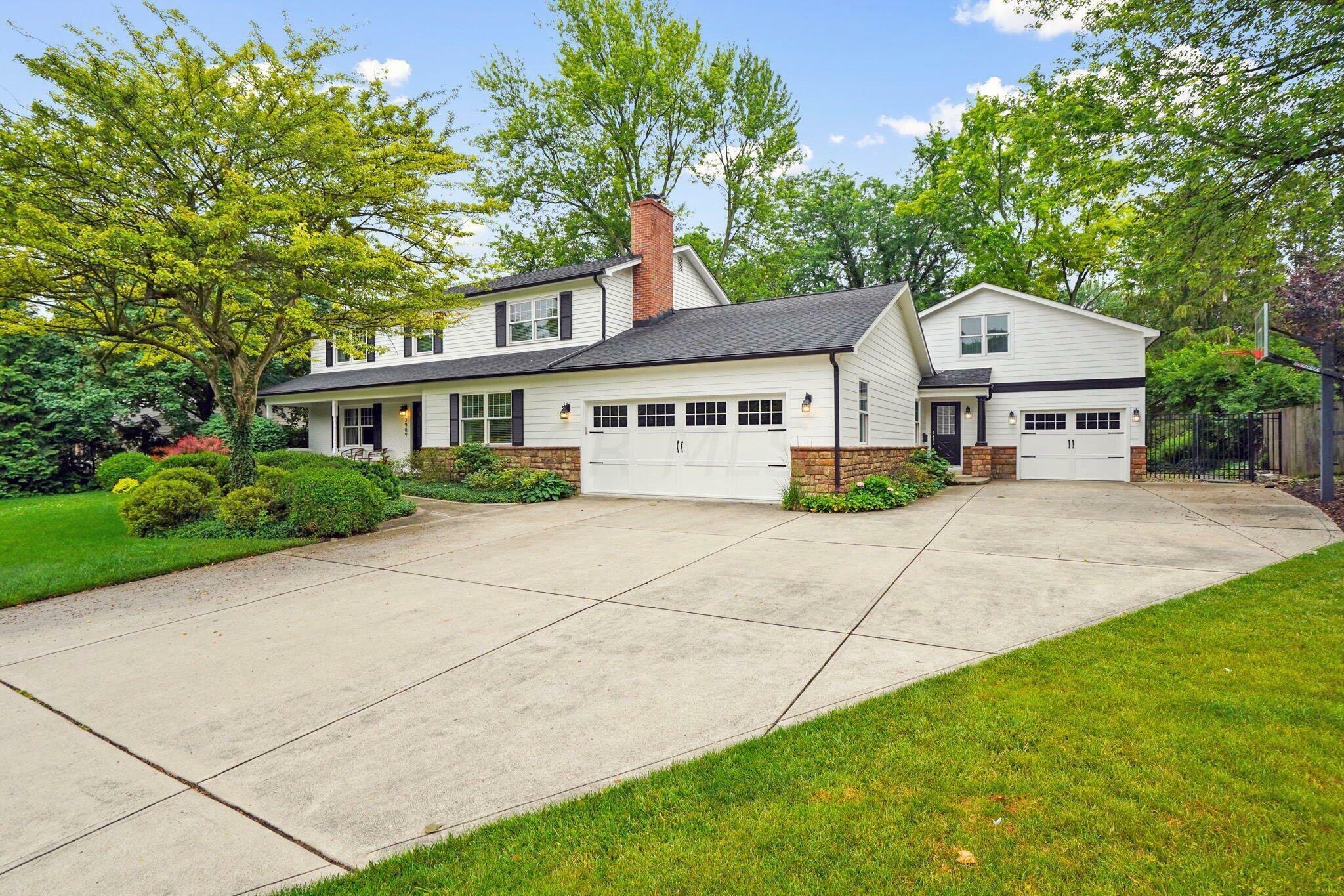 Property Photo: 3909 Criswell Drive OH 43220