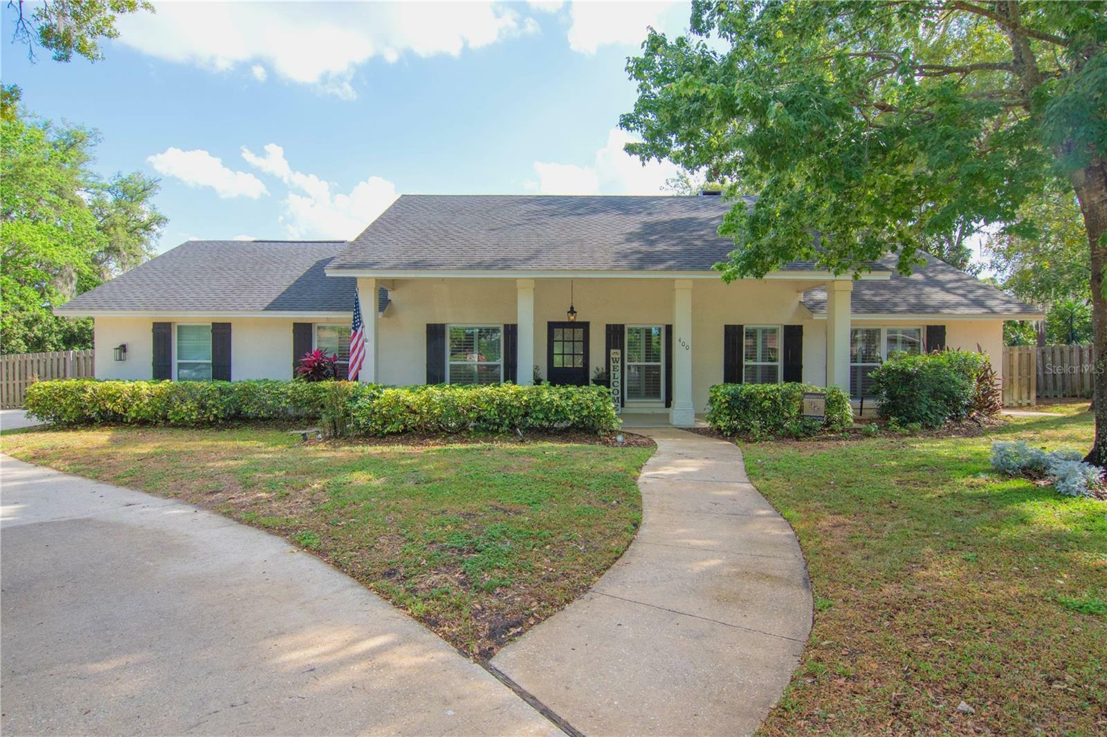 Property Photo:  400 Thistlewood Court  FL 32779 