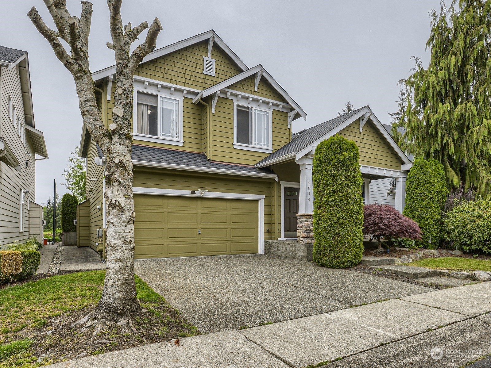 Property Photo:  4844 Bridgeport Place  WA 98275 