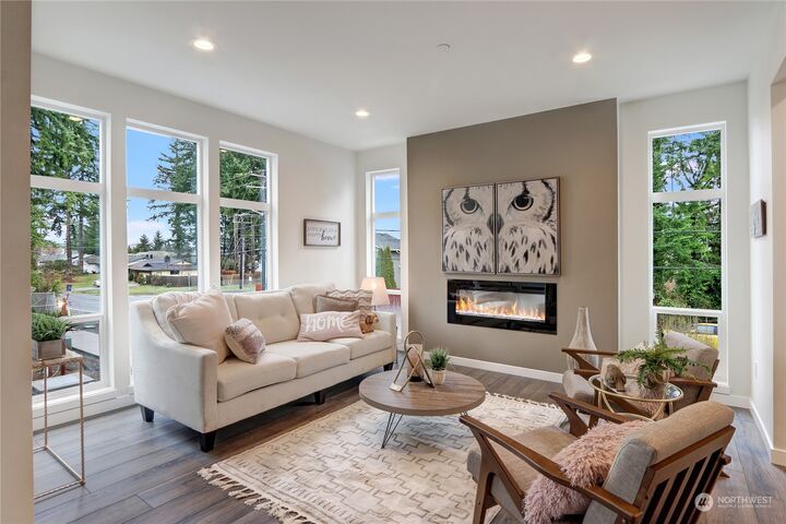 Property Photo: 13710 Ash Way C3 WA 98204