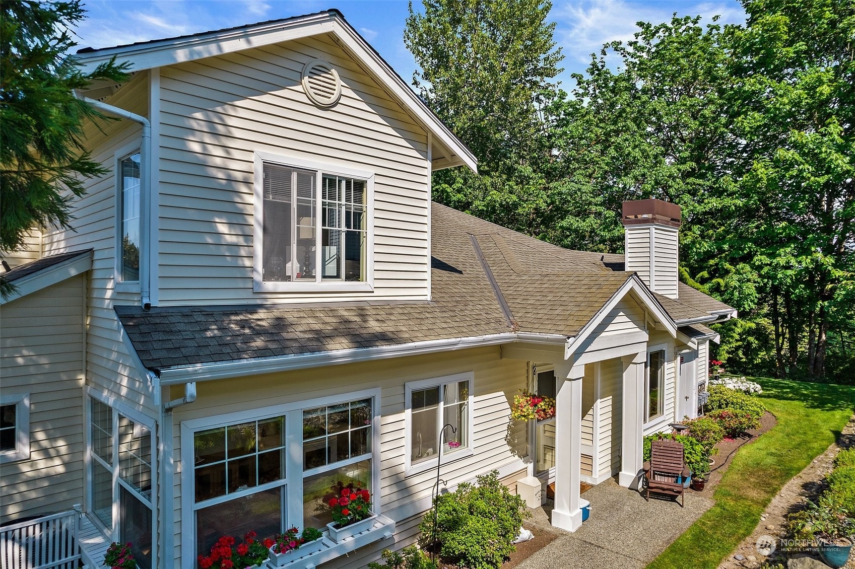 Property Photo: 22110 43rd Avenue S 12-4 WA 98032