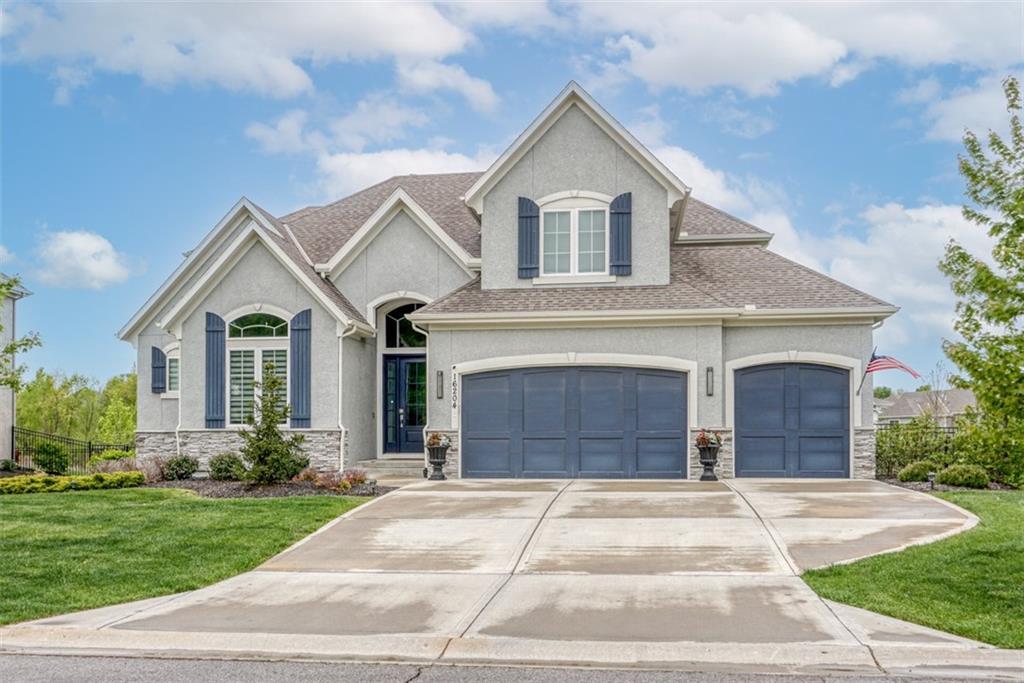 Property Photo: 16204 Stearns Street KS 66221