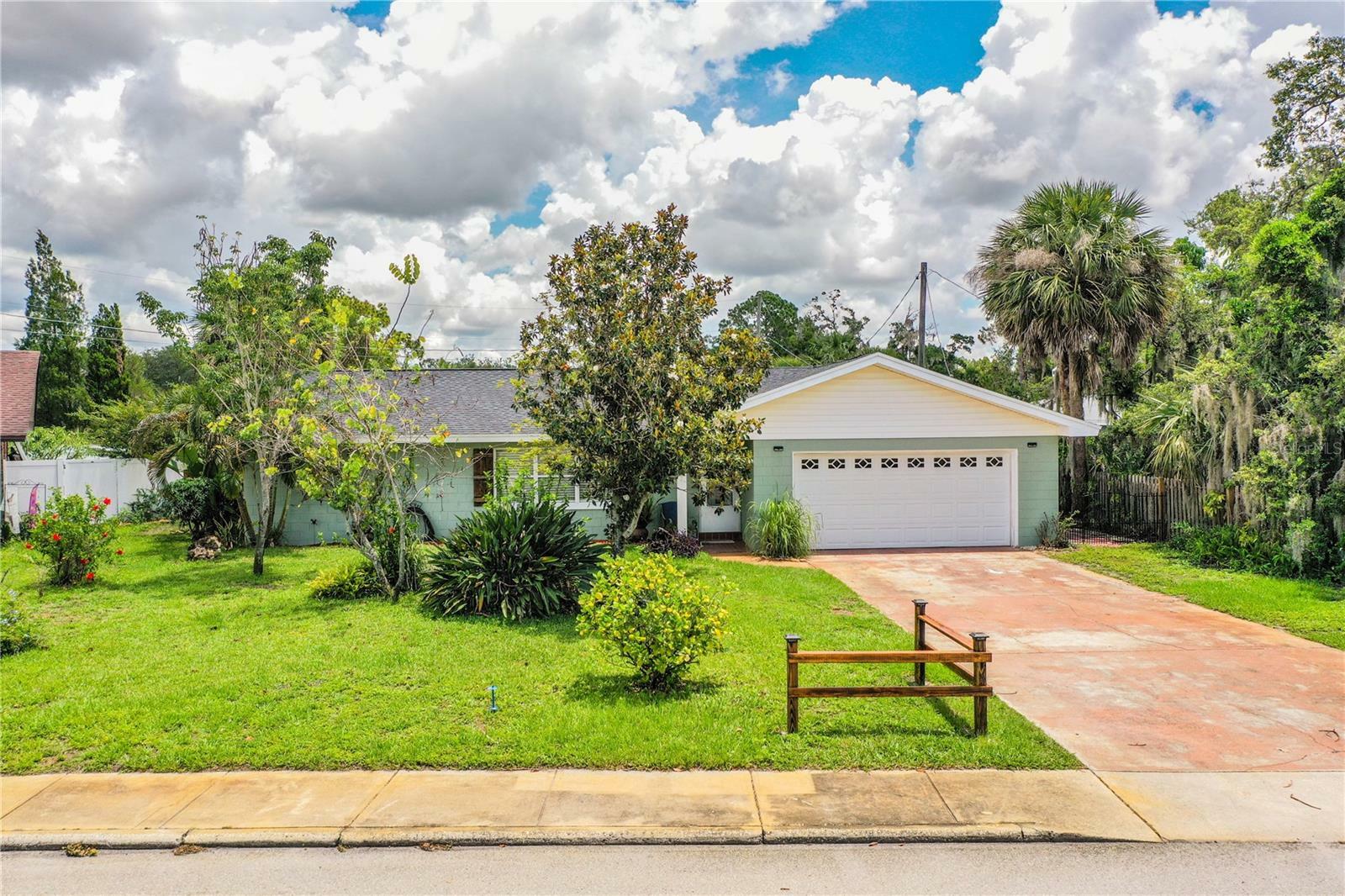 Property Photo:  2005 Marilyn Avenue  FL 33881 