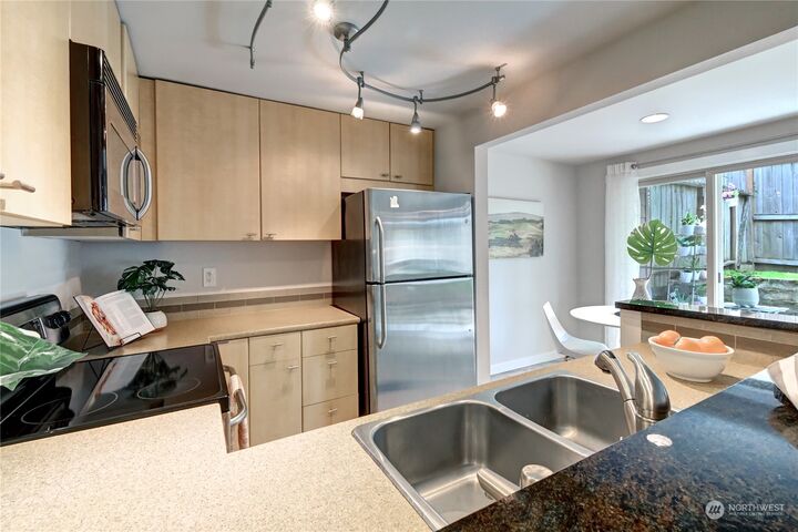 Property Photo:  8240 126th Avenue NE A-103  WA 98033 