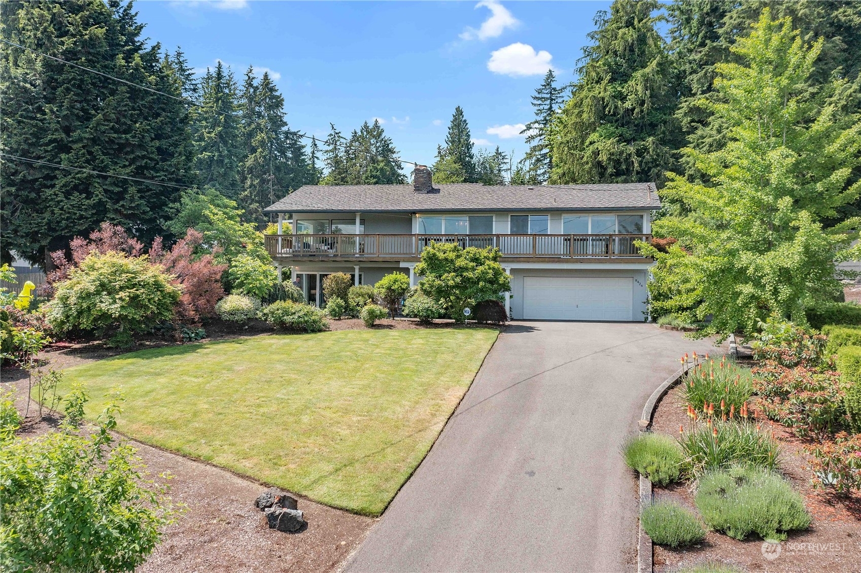 Property Photo:  8424 75th Avenue E  WA 98371 