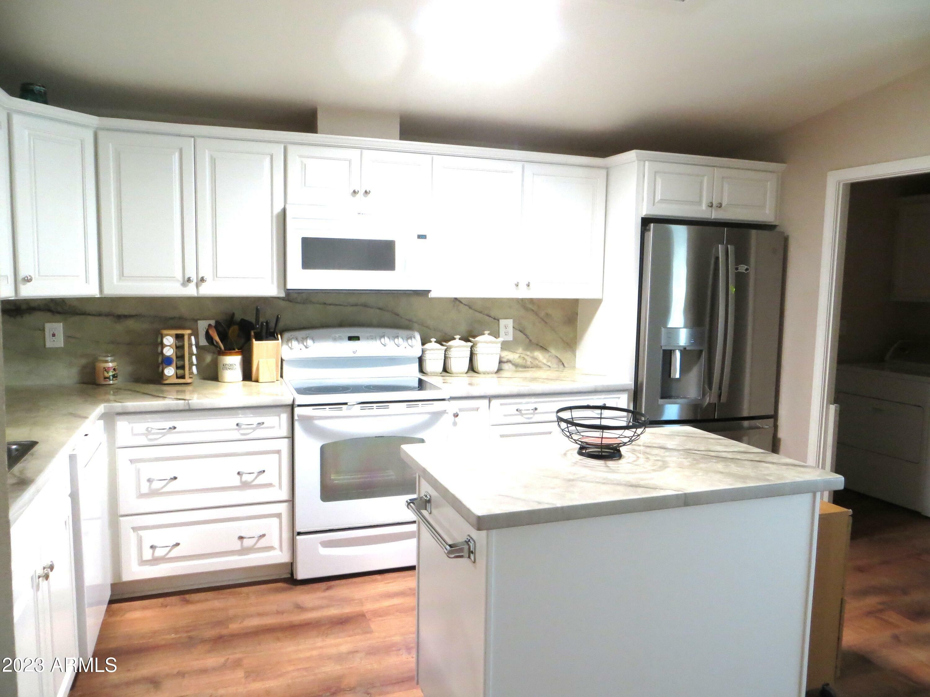 Property Photo:  2101 S Meridian Road 4  AZ 85120 