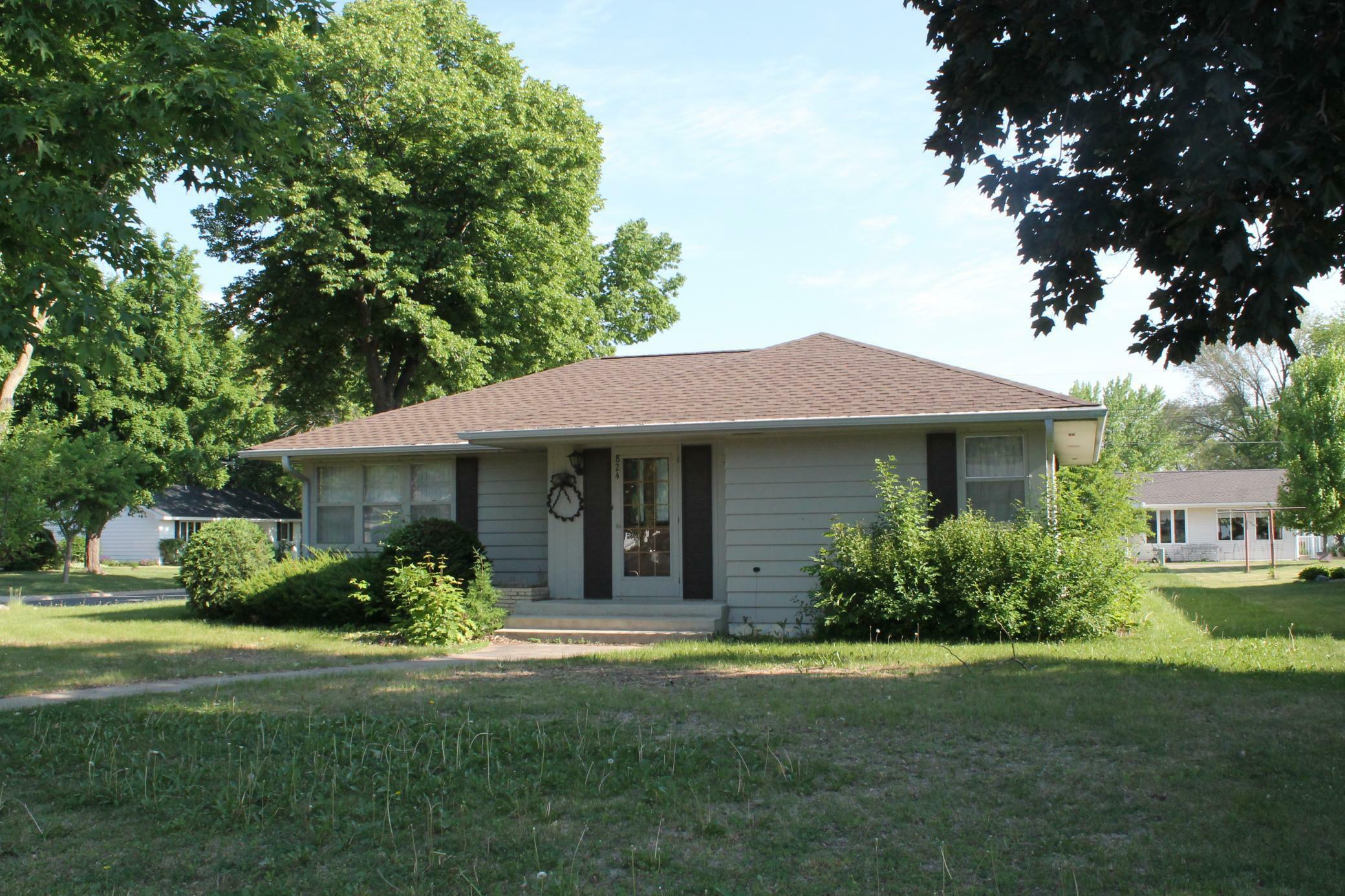 Property Photo: 824 State Street W MN 55009