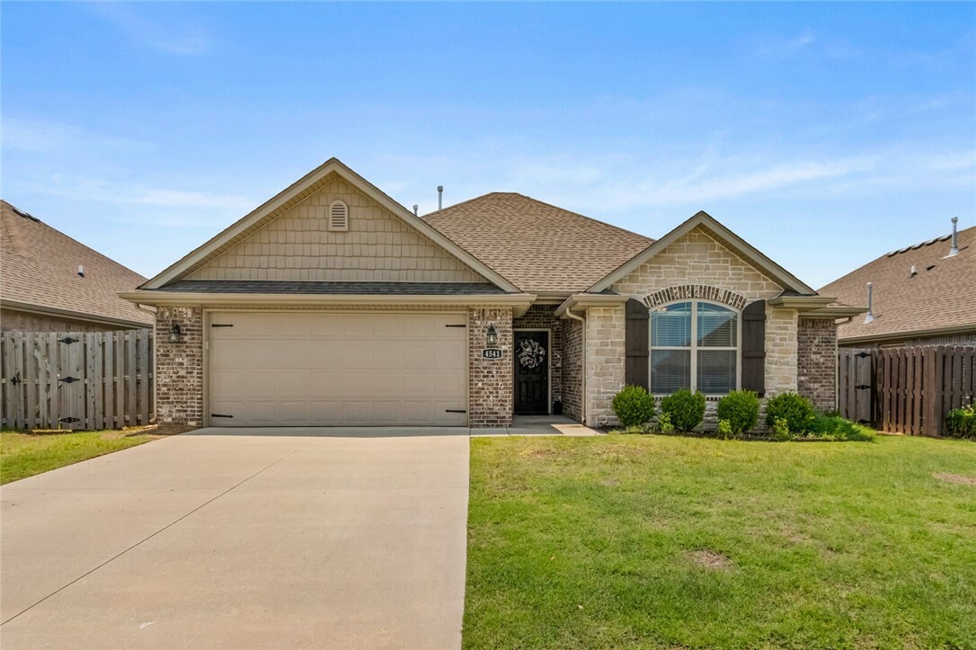 Property Photo:  4541 W Divide Drive  AR 72704 