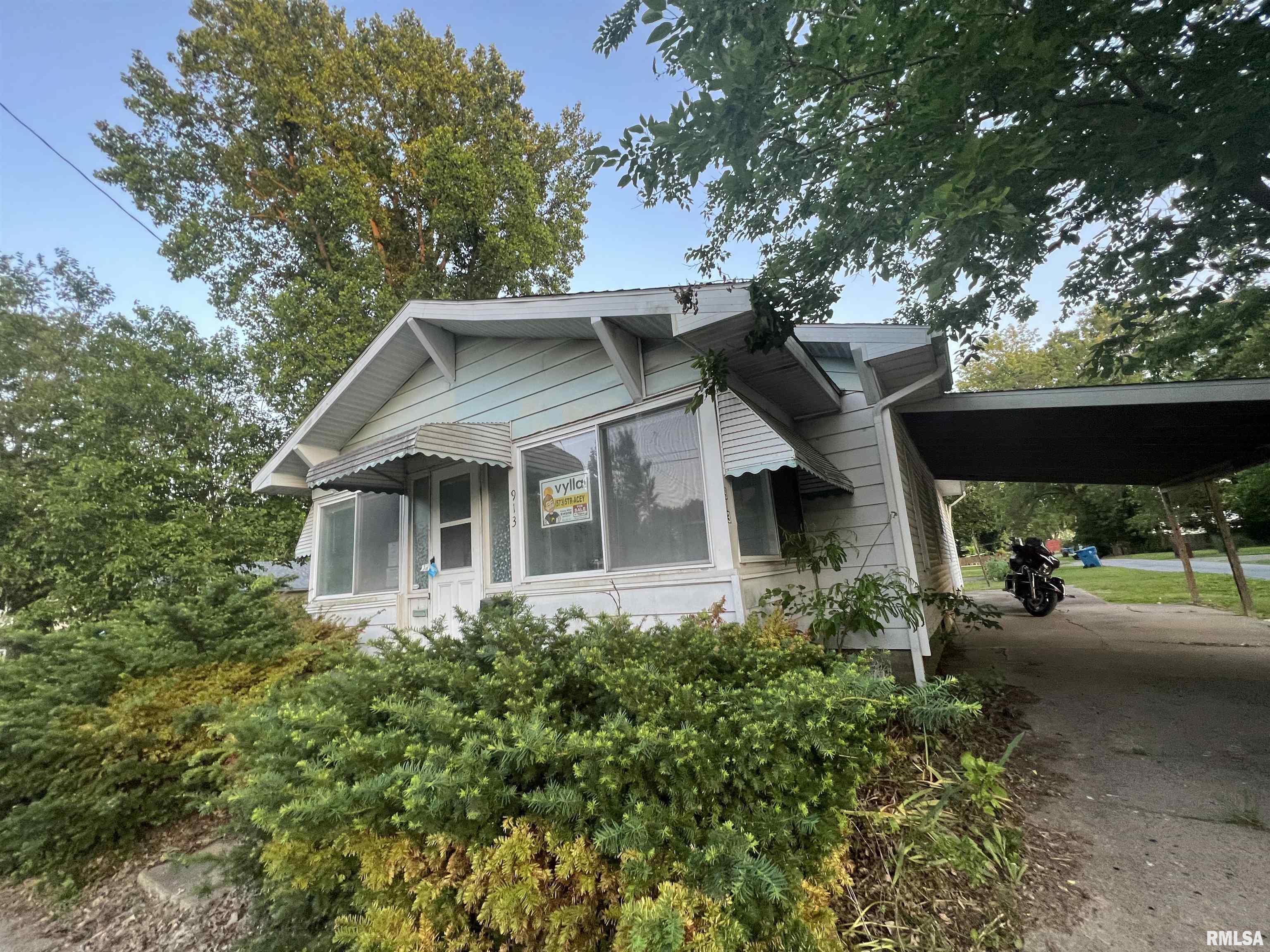 Property Photo: 913 Illinois Avenue IL 62966