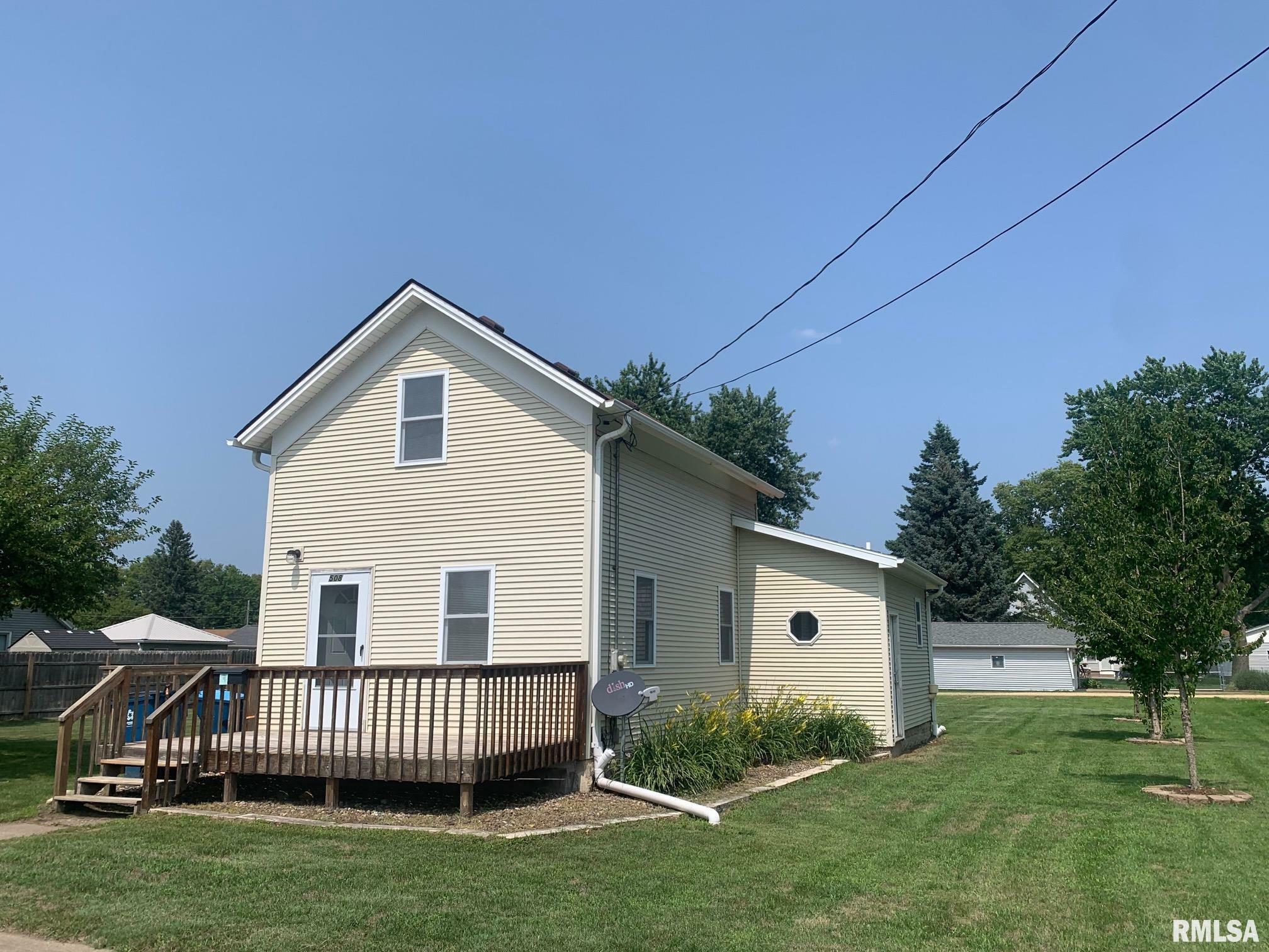 Property Photo:  508 9th Avenue  IA 52730 