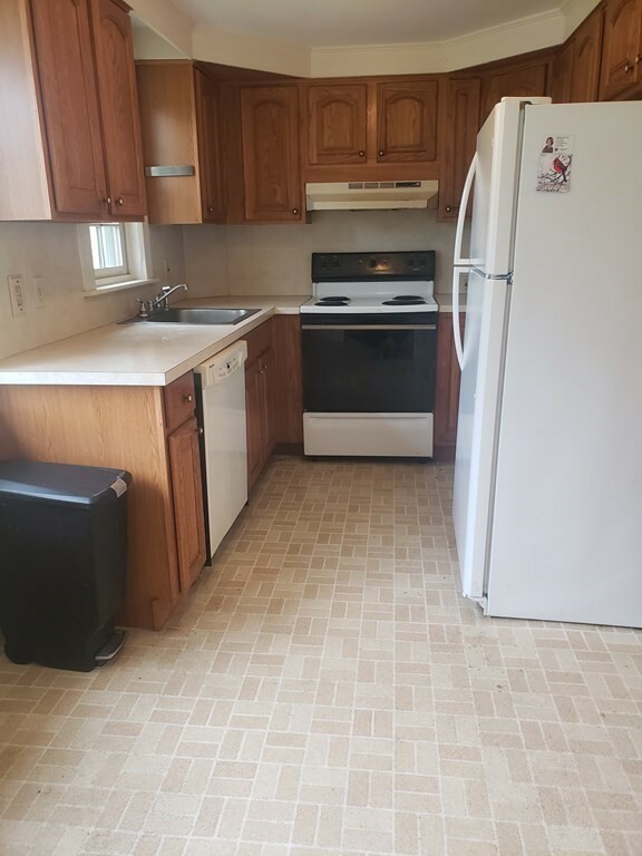 Property Photo:  19 (17) Huntington Ave  MA 02067 