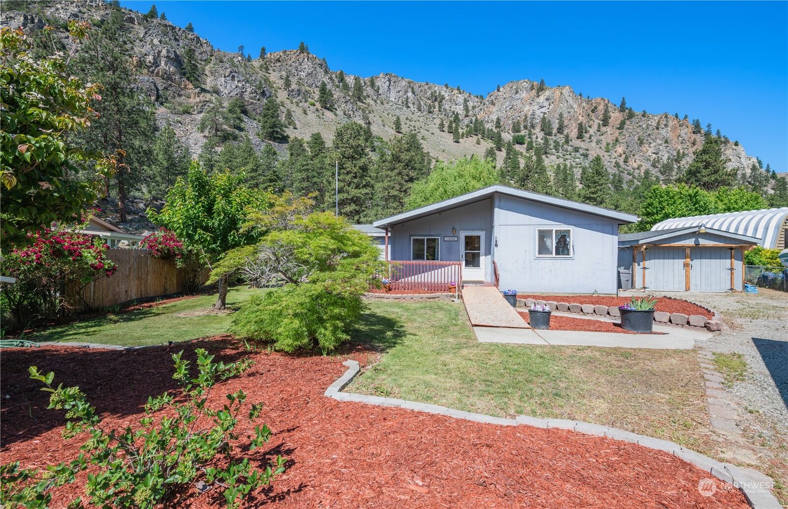 3 bed Entiat home for sale 14962 Golden Delicious, Entiat, WA 98822