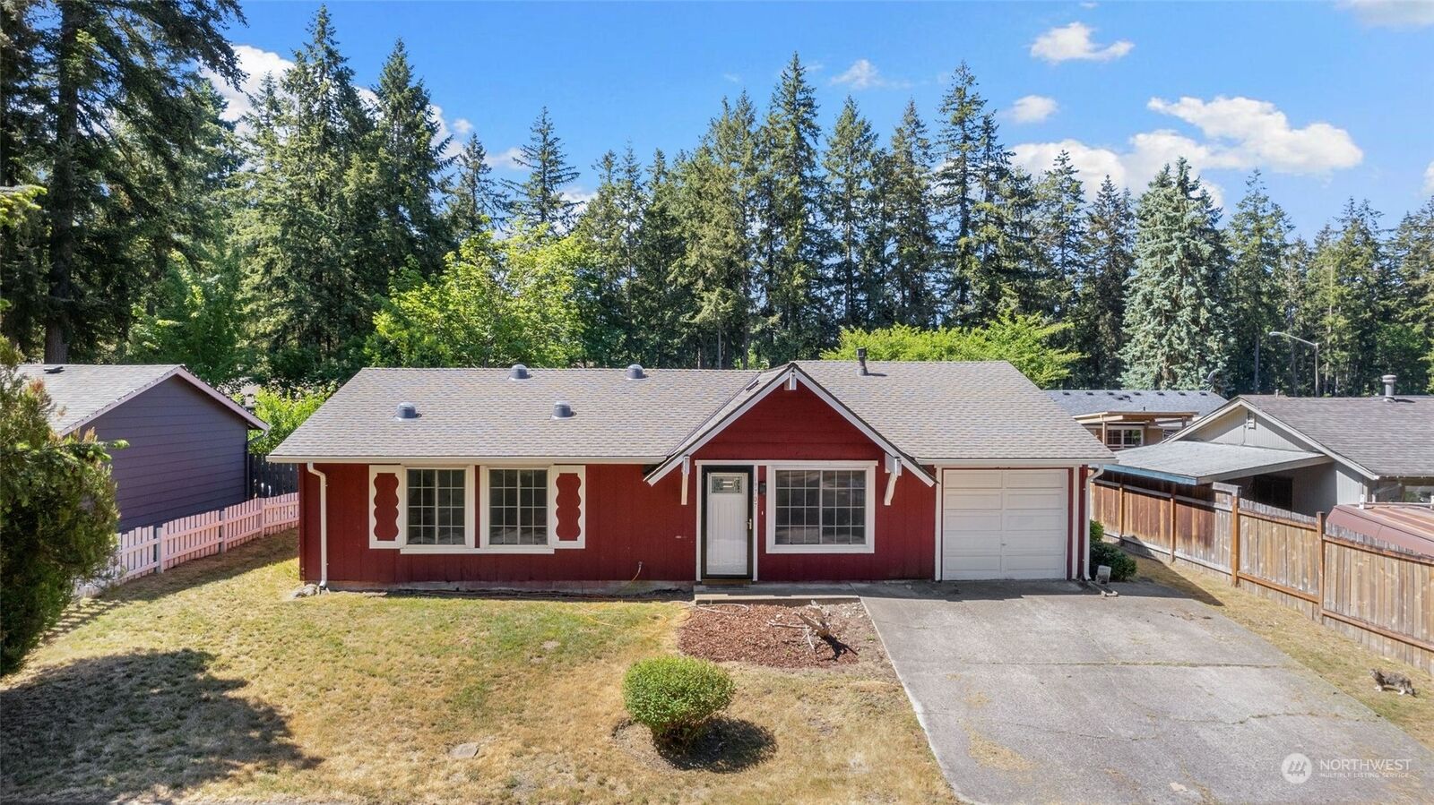 Property Photo: 19707 SE 261st Street WA 98042