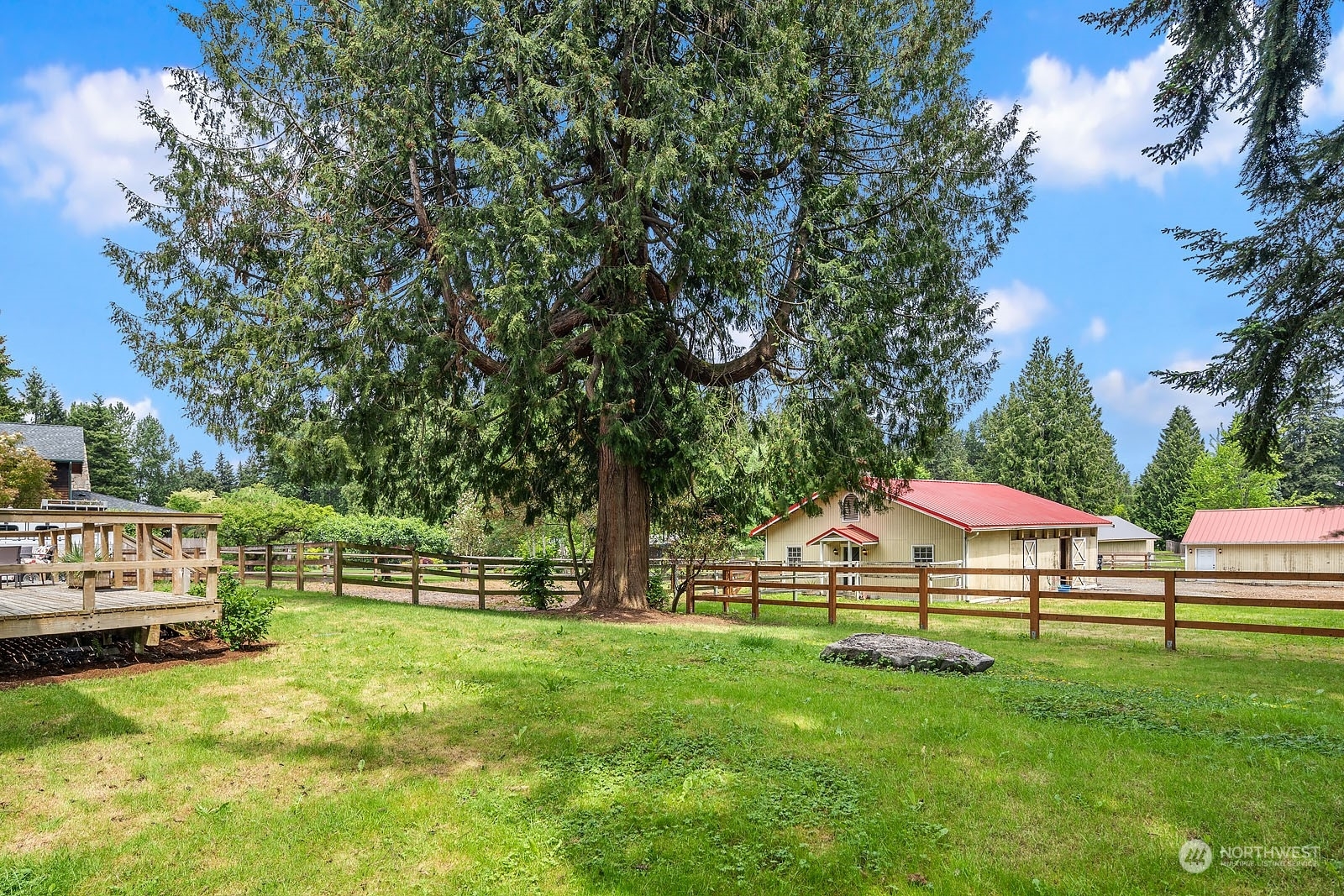 Property Photo: 6150 128th Avenue NE WA 98033