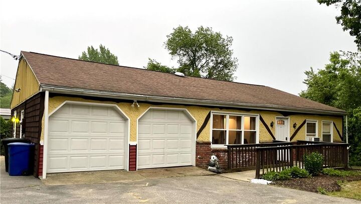 1800 Pound Hill Rd  North Smithfield RI 02896 photo