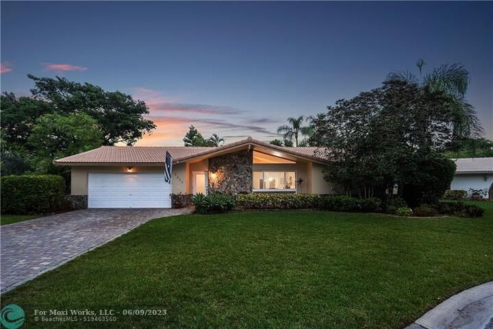 8639 NW 26th Ct  Coral Springs FL 33065 photo