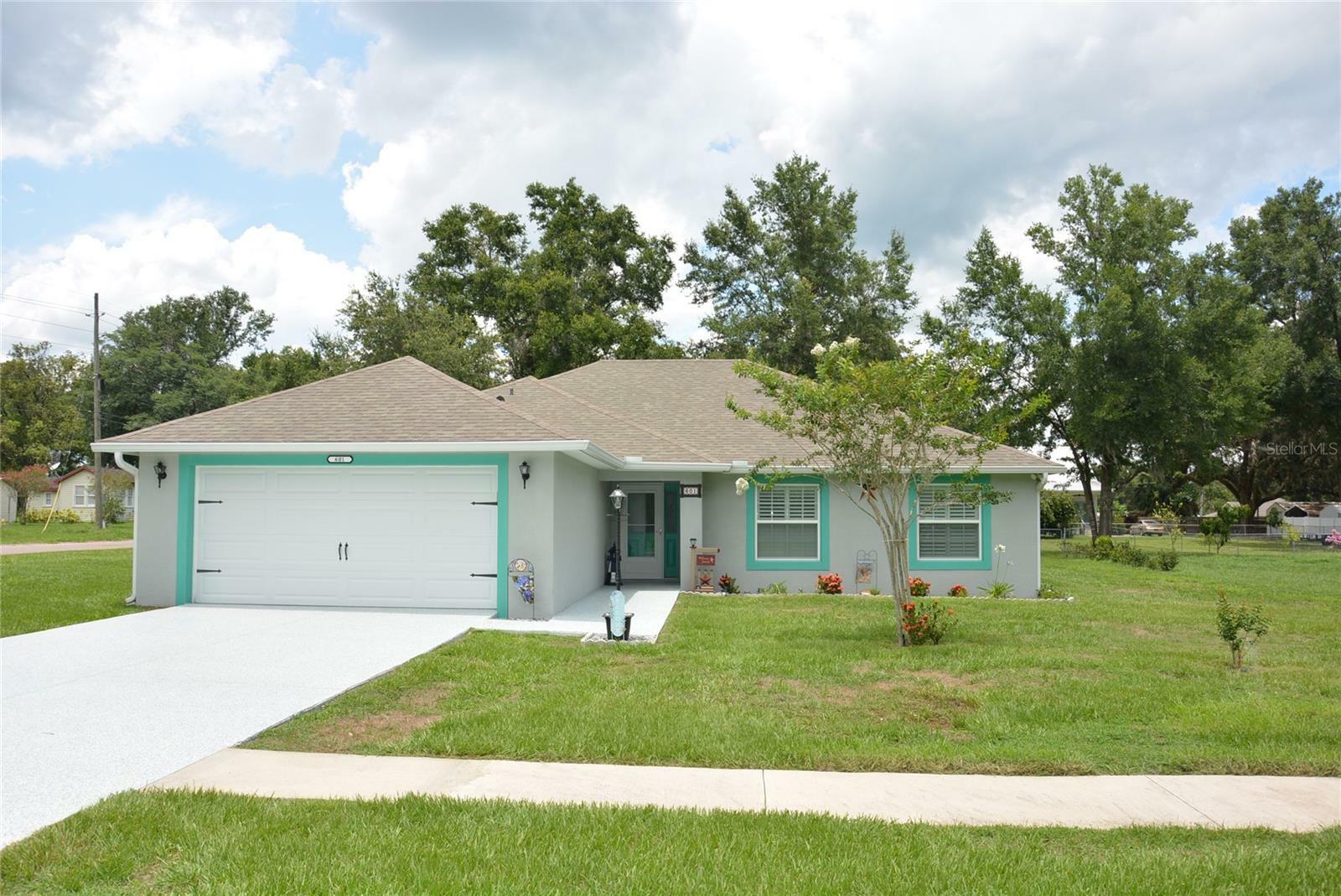 Property Photo:  601 6th Street NE  FL 33841 