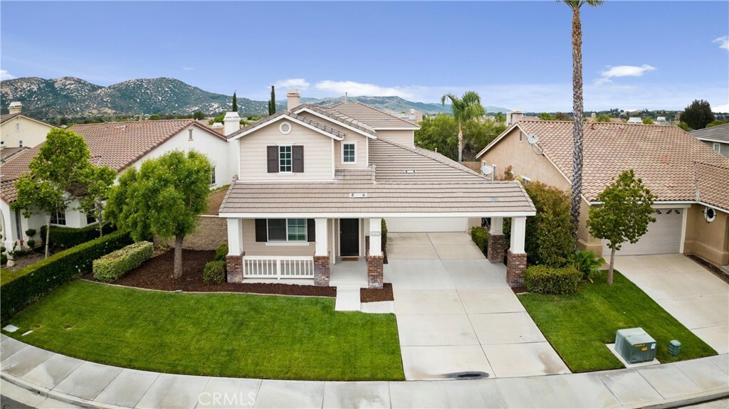 Property Photo:  45695 Hawk Court  CA 92592 