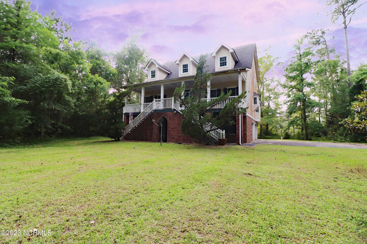 228 Jonaquins Drive  Beaufort NC 28516 photo