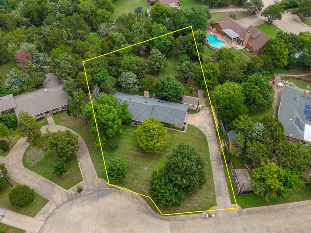 Property Photo: 1107 Fairlawn Drive TX 75116