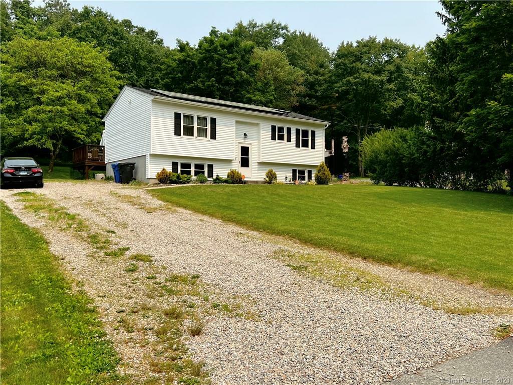 Property Photo: 33 Clover Court CT 06241