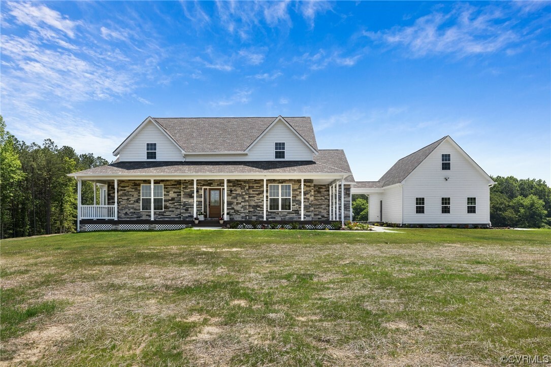 Property Photo: 15348 Beaver Dam Road VA 23192