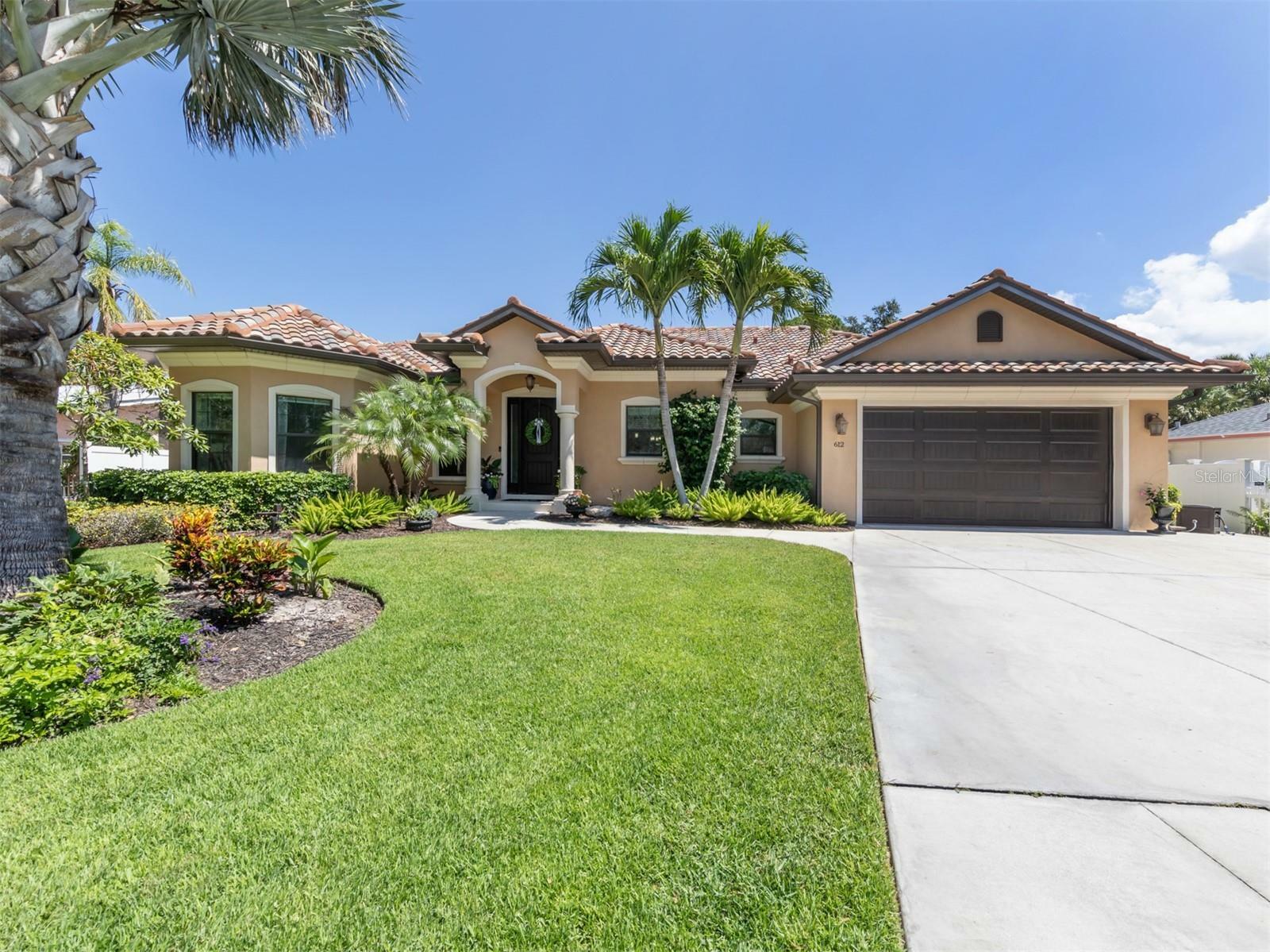 Property Photo:  612 Barcelona Avenue  FL 34285 