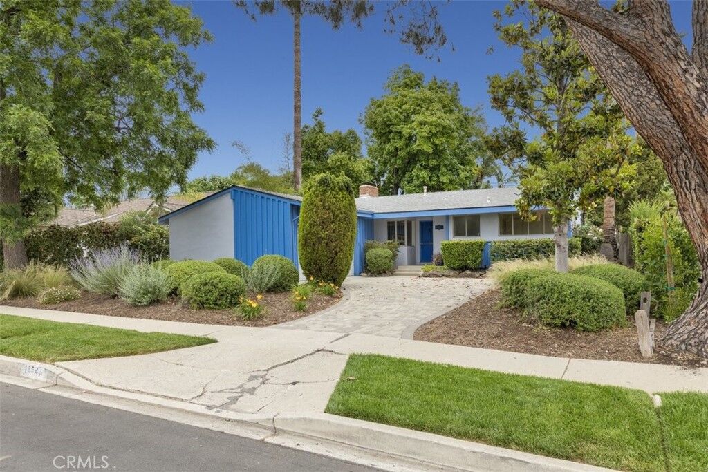 Property Photo: 11546 Wish Avenue CA 91344