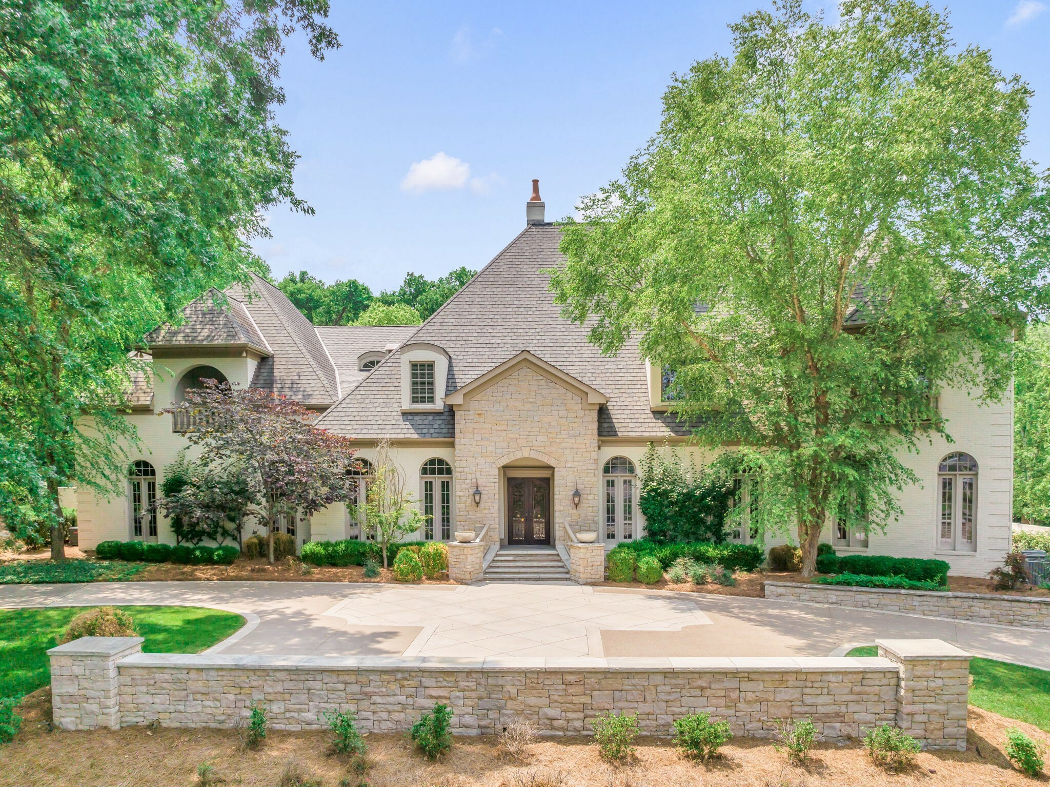 Property Photo: 5904 Sedberry Rd TN 37205