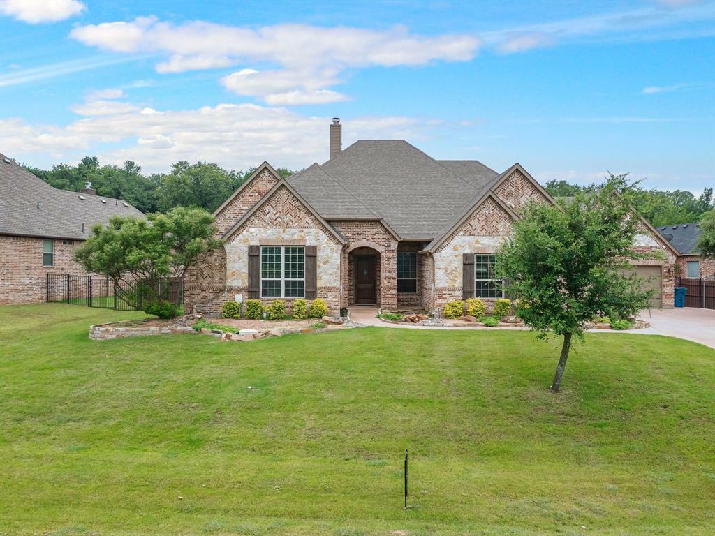 Property Photo:  5609 Lakeside Drive  TX 76179 