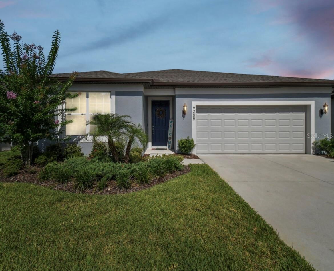 Property Photo:  6285 Bradford Woods Drive  FL 33542 