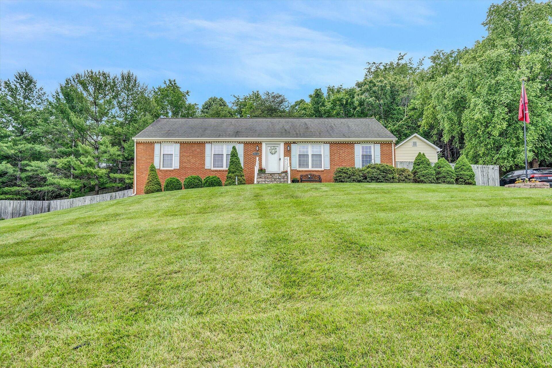 Property Photo:  5214 Setter Rd  VA 24012 