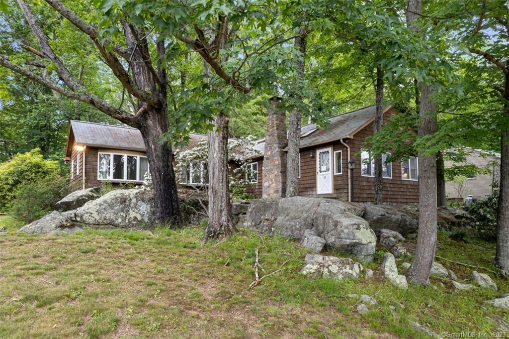Property Photo: 18 Lakeside Drive CT 06437