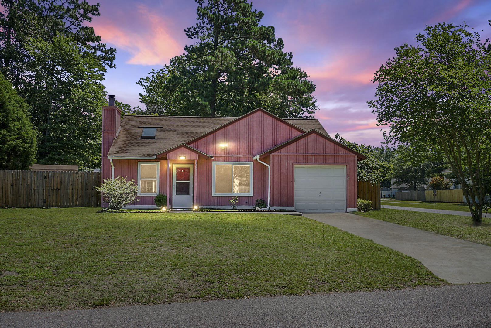 Property Photo: 101 Lancashire Road SC 29486