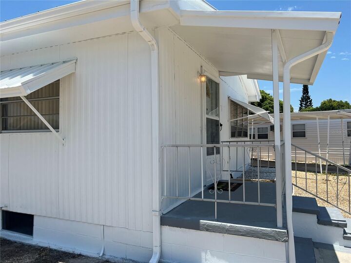 Property Photo:  2005 Melody Drive  FL 34691 