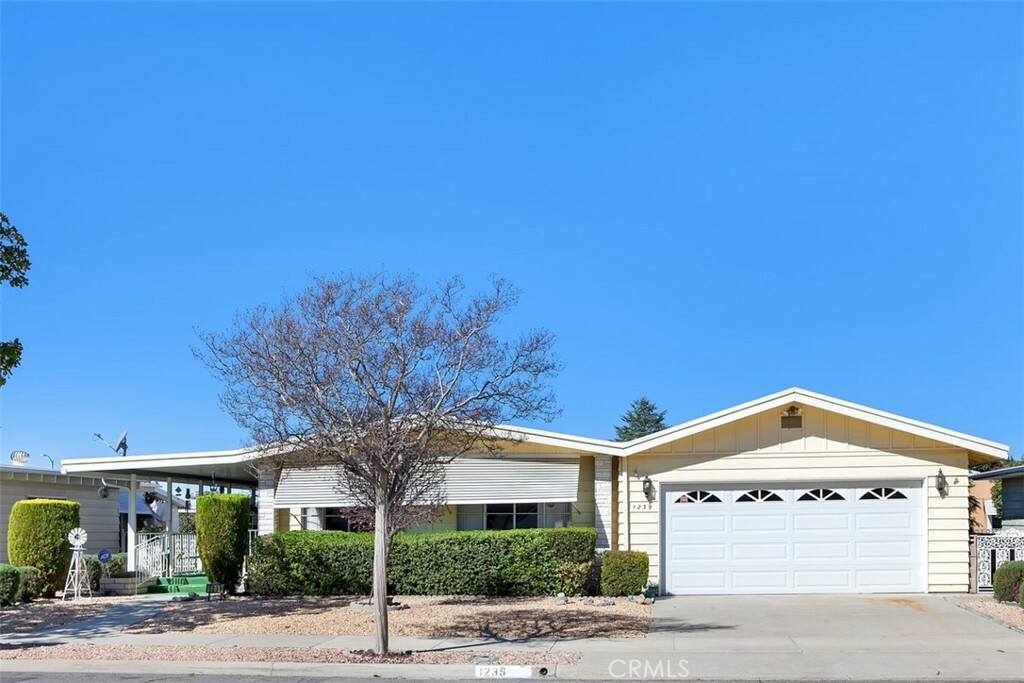 Property Photo:  1239 Brentwood Way  CA 92545 