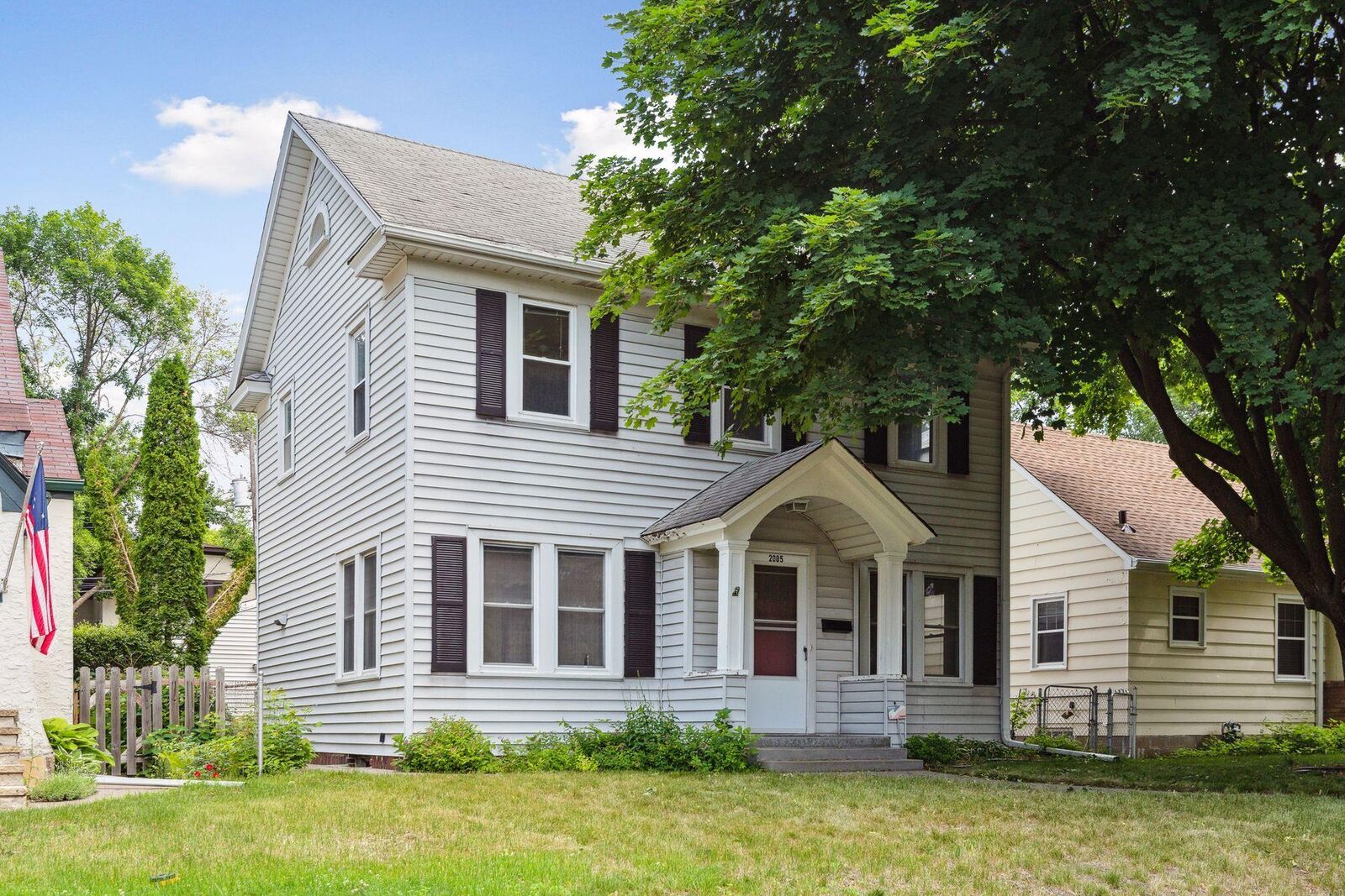 Property Photo:  2085 Palace Avenue  MN 55105 