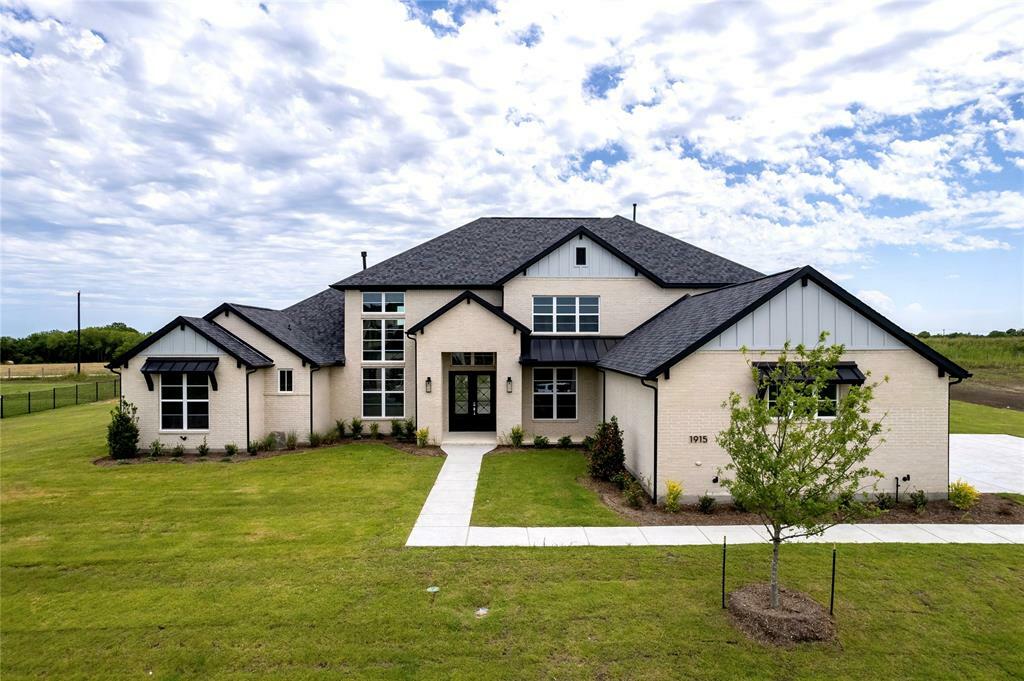 Property Photo:  1915 Mann Parkway  TX 75009 