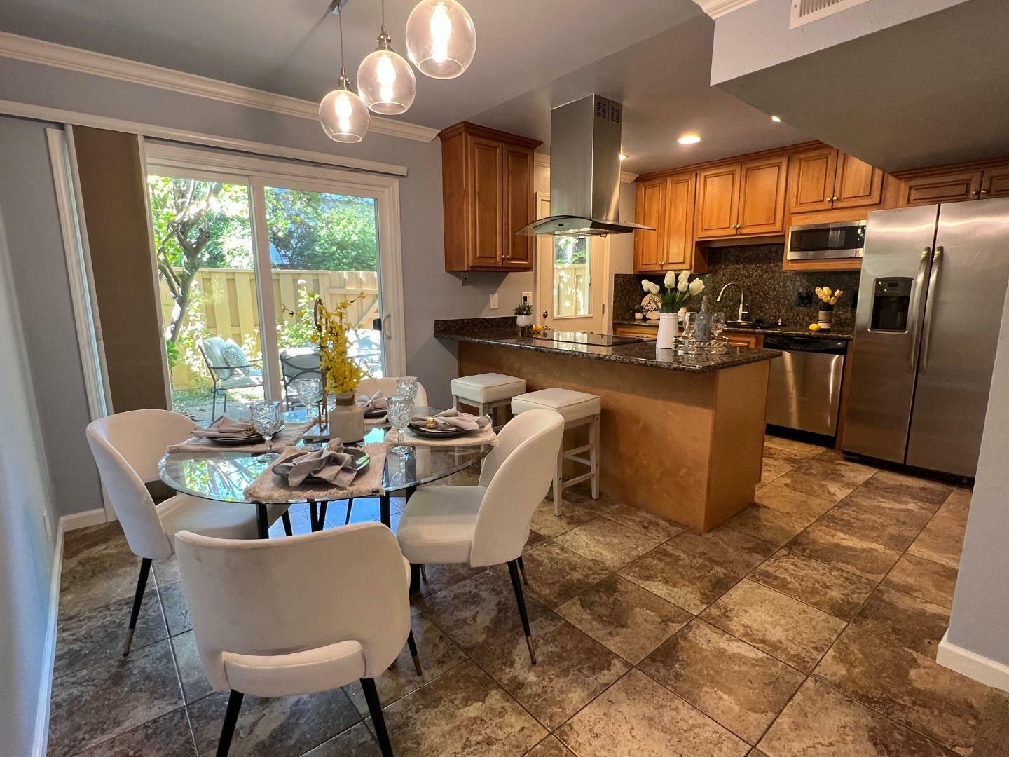 Property Photo:  125 Connemara Way 71  CA 94087 