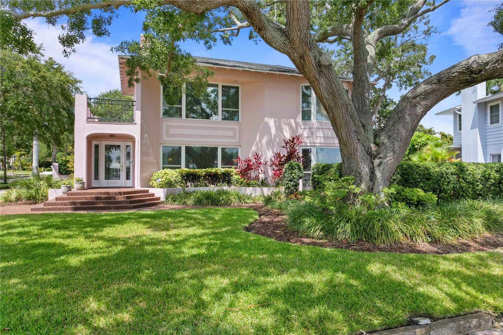 Property Photo:  2500 Coffee Pot Boulevard NE  FL 33704 