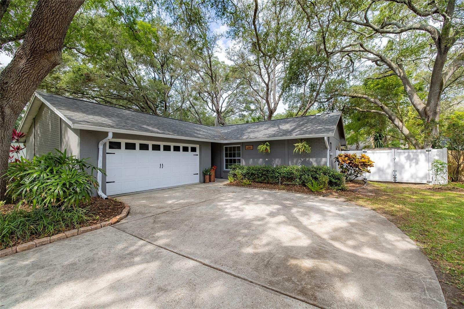 Property Photo: 201 Arbor Glen Drive FL 34683