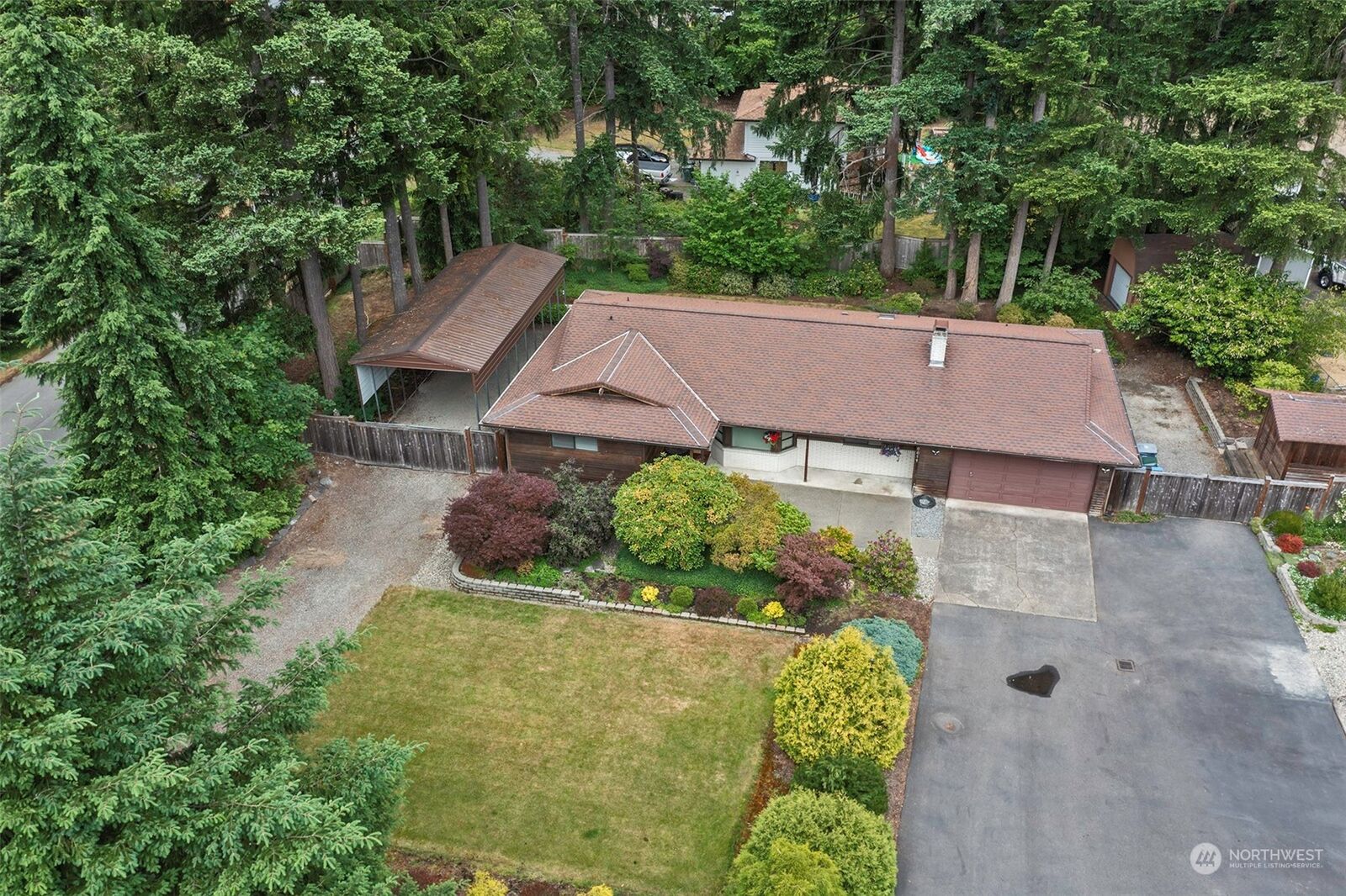 Property Photo:  6811 242nd Street E  WA 98338 